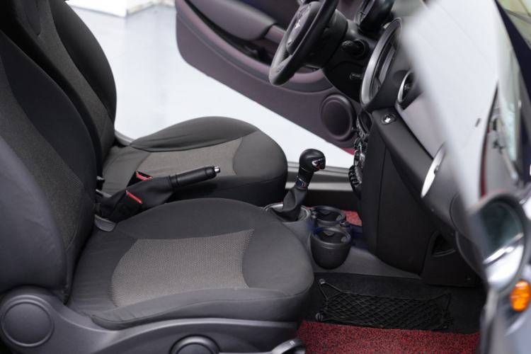 Used MINI 2013 1.6L ONE Limited Edition Second Version Interior 6