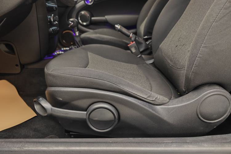 Used MINI 2013 1.6L ONE Limited Edition First Version Interior 8