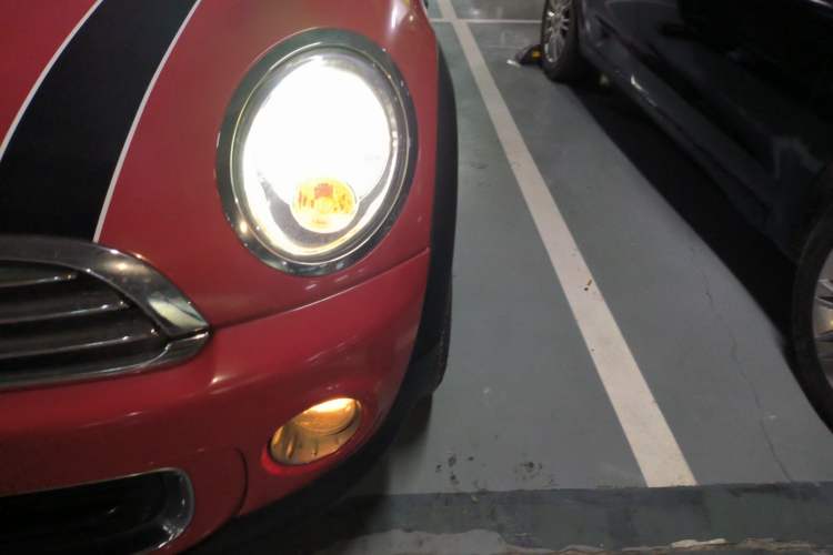 Used MINI 2013 1.6L ONE Limited Edition First Version Left Front Headlight
