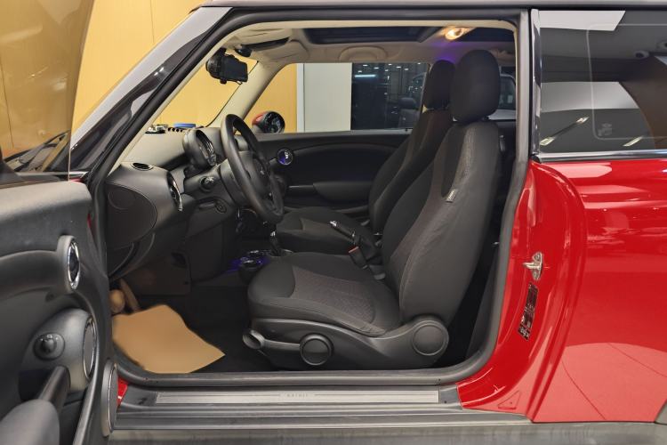 Used MINI 2013 1.6L ONE Limited Edition First Version Left Front Seat