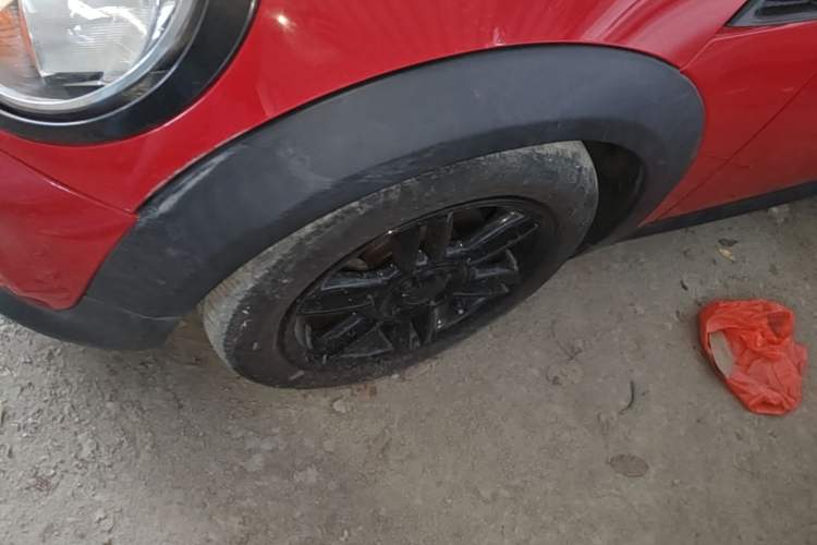 Used MINI 2013 1.6L ONE Limited Edition First Version Left Front Wheel Hub
