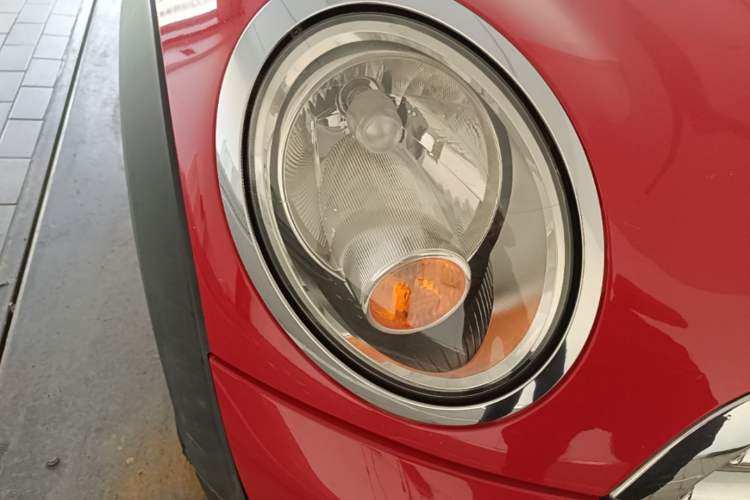 Used MINI 2013 1.6L ONE Limited Edition Third Version Right Front Headlight