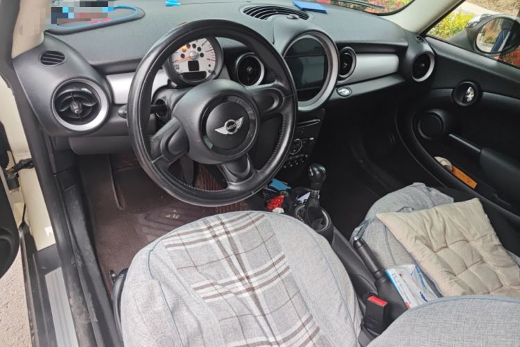 Used MINI 2013 1.6L ONE Limited Edition First Version Center Console