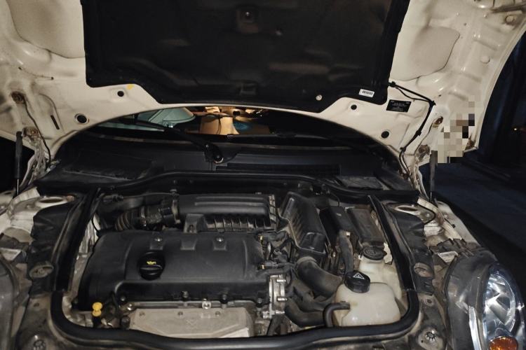 Used MINI 2013 1.6L ONE Limited Edition First Version Engine Bay