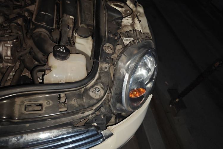 Used MINI 2013 1.6L ONE Limited Edition First Version Engine Bay Left