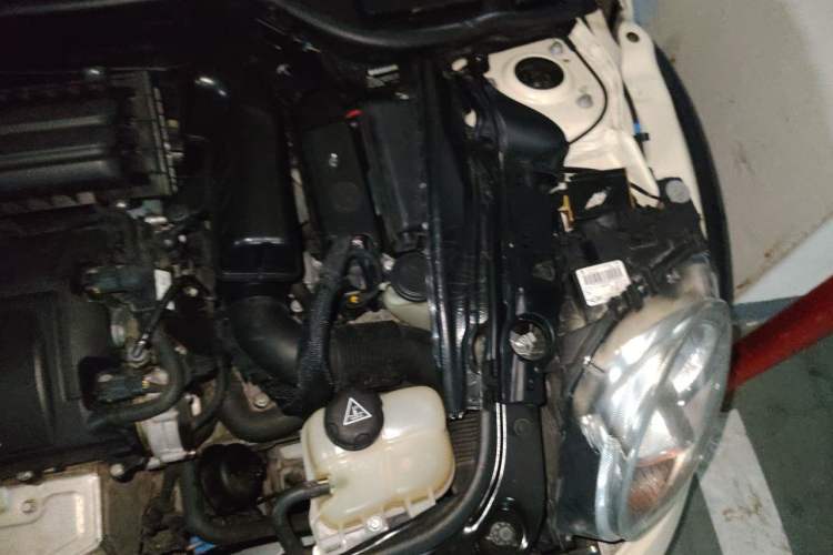 Used MINI 2013 1.6L ONE Limited Edition First Version Engine Bay Left