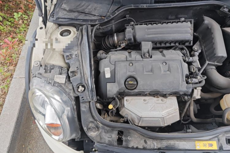 Used MINI 2013 1.6L ONE Limited Edition First Version Engine Bay Right