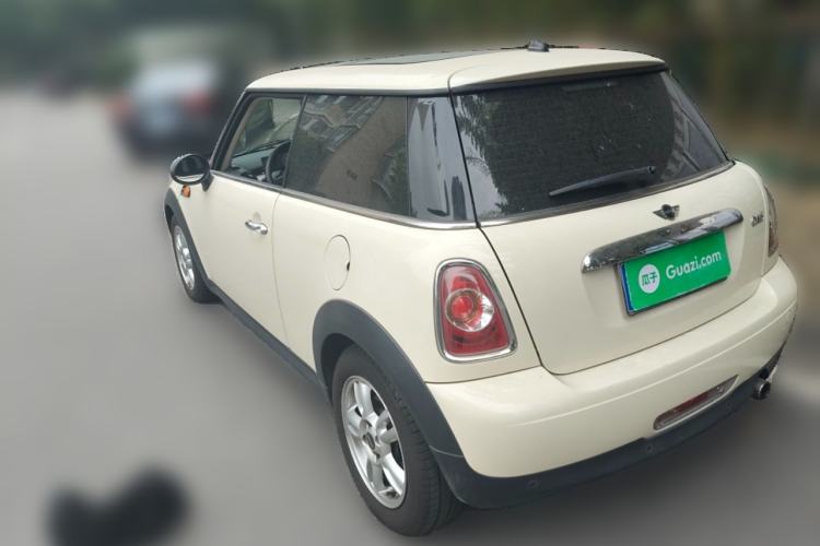 Used MINI 2013 1.6L ONE Limited Edition Third Version Exterior 3