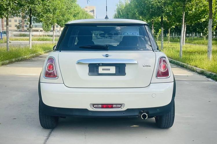Used MINI 2013 1.6L ONE Limited Edition Third Version Exterior 4