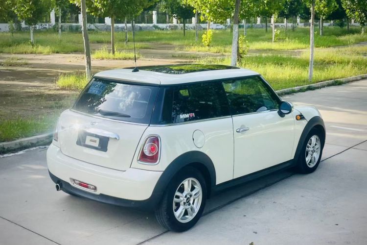 Used MINI 2013 1.6L ONE Limited Edition Third Version Exterior 5