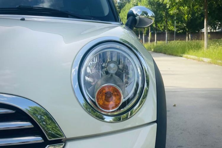 Used MINI 2013 1.6L ONE Limited Edition Third Version Exterior 7
