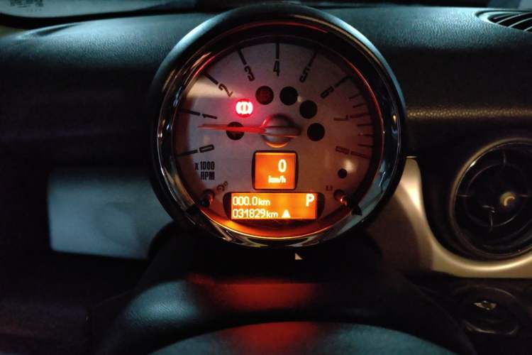 Used MINI 2013 1.6L ONE Limited Edition First Version Instrument Cluster