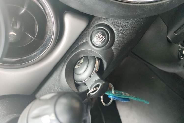 Used MINI 2013 1.6L ONE Limited Edition Third Version Interior 1