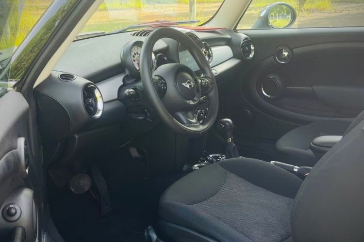 Used MINI 2013 1.6L ONE Limited Edition Third Version Interior 2