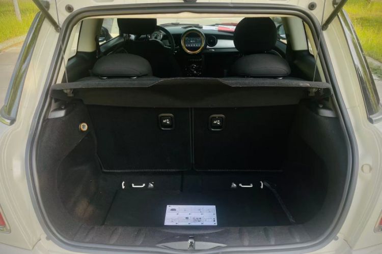 Used MINI 2013 1.6L ONE Limited Edition Third Version Interior 4