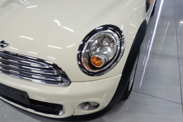 Used MINI 2013 1.6L ONE Limited Edition Third Version Left Front Headlight