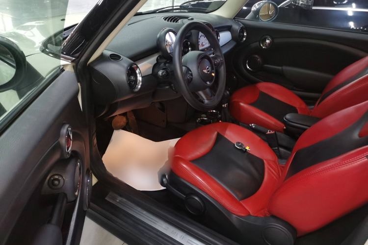 Used MINI 2013 1.6L ONE Limited Edition Third Version Left Front Seat