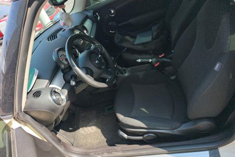 Used MINI 2013 1.6L ONE Limited Edition First Version Left Front Seat