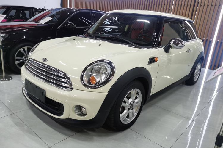Used MINI 2013 1.6L ONE Limited Edition Third Version Left Side
