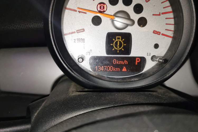 Used MINI 2013 1.6L ONE Limited Edition First Version Odometer Close Up