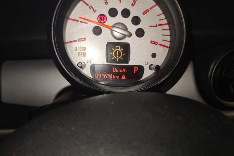 Used MINI 2013 1.6L ONE Limited Edition First Version Odometer Close Up