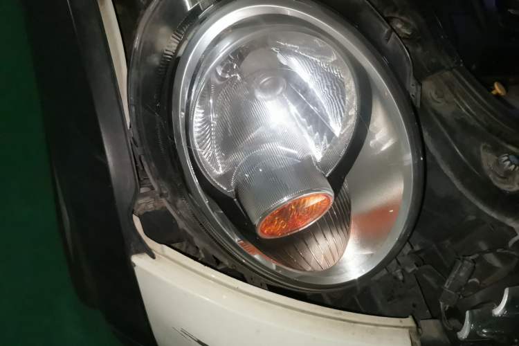 Used MINI 2013 1.6L ONE Limited Edition First Version Right Front Headlight