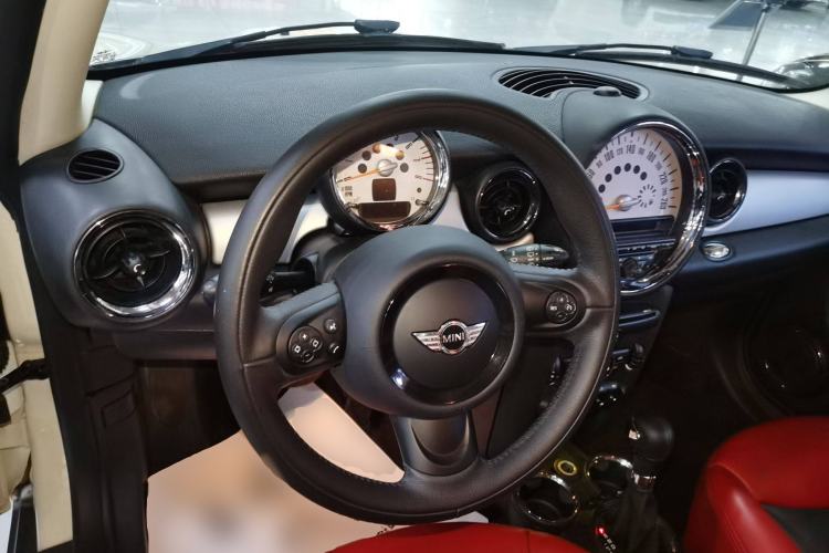 Used MINI 2013 1.6L ONE Limited Edition Third Version Steering Wheel