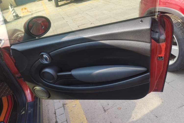 Used MINI 2013 1.6L ONE Limited Edition First Version Interior 5