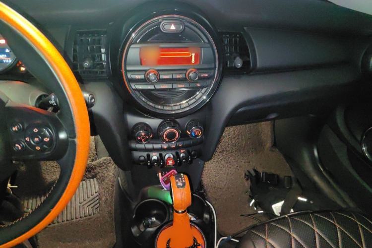 Used MINI 2014 1.2T ONE+ Audio And AC Panel