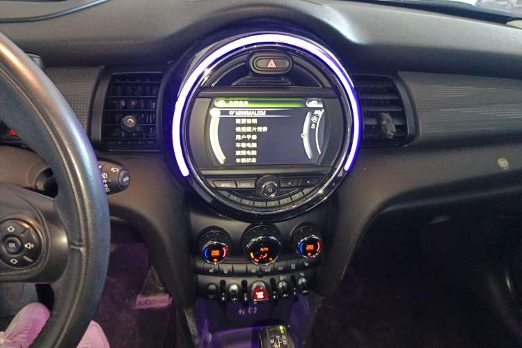 Used MINI 2014 1.5T COOPER Excitement Audio And AC Panel