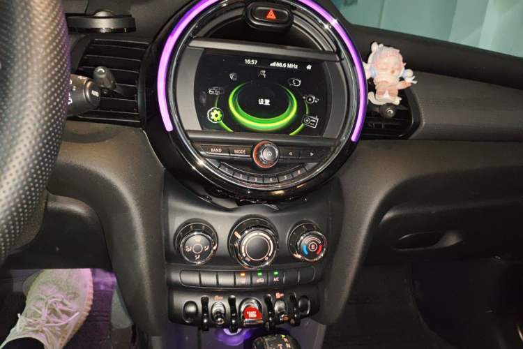 Used MINI 2014 1.5T COOPER Fun Audio And AC Panel