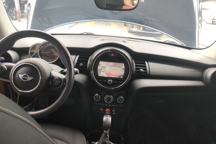 Used MINI 2014 1.5T COOPER Fun Center Console