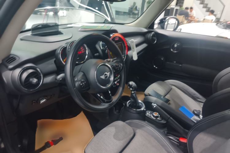 Used MINI 2014 1.5T COOPER Fun Center Console