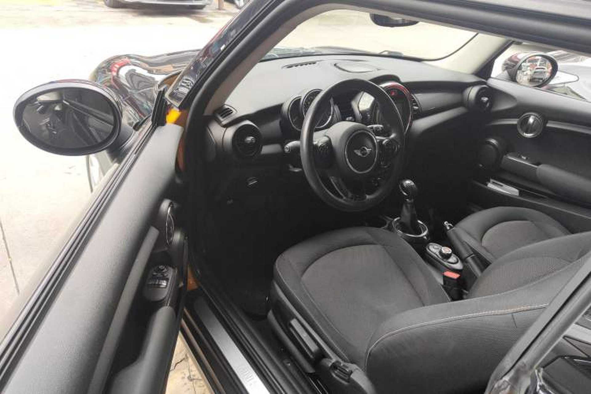 Used MINI 2014 1.5T COOPER Fun Driver Seat
