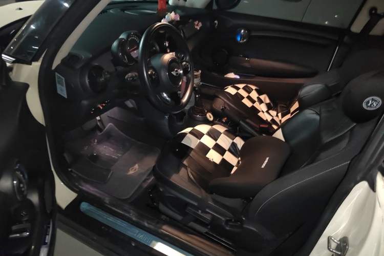 Used MINI 2014 1.5T COOPER Fun Driver Seat