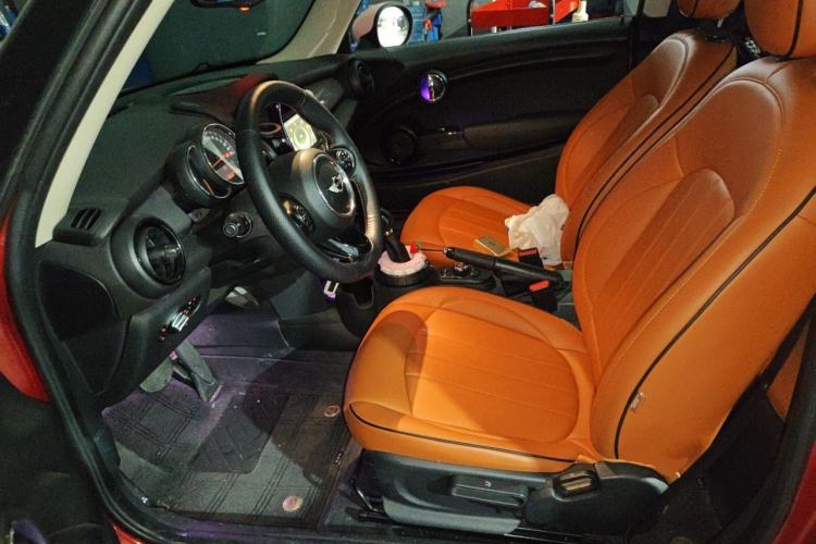 Used MINI 2014 1.5T COOPER Fun Driver Seat