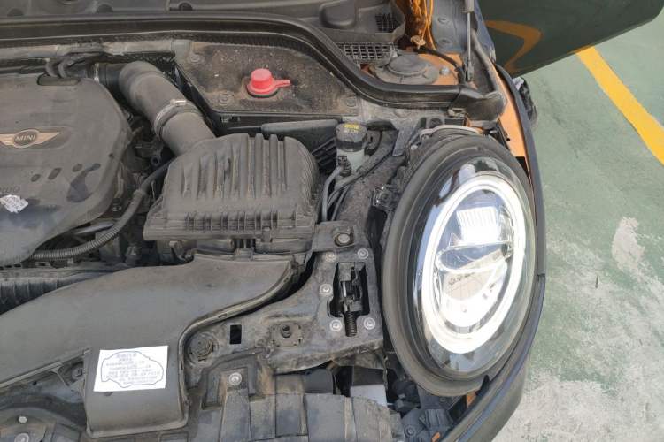 Used MINI 2014 1.2T ONE Engine Bay Left