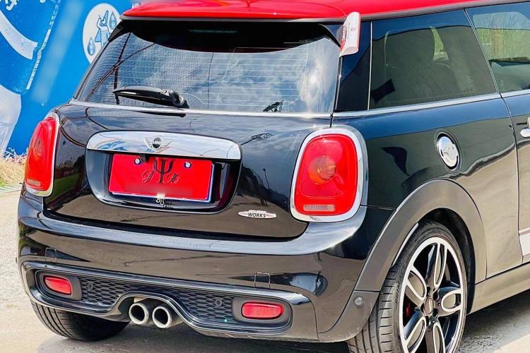 Used MINI 2014 1.2T ONE+ Exterior 10