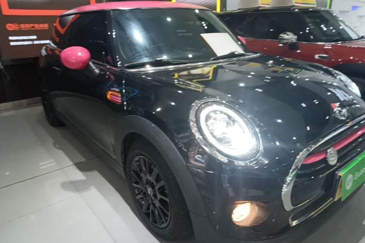 Used MINI 2014 1.5T COOPER Fun Front Right 45 Deg
