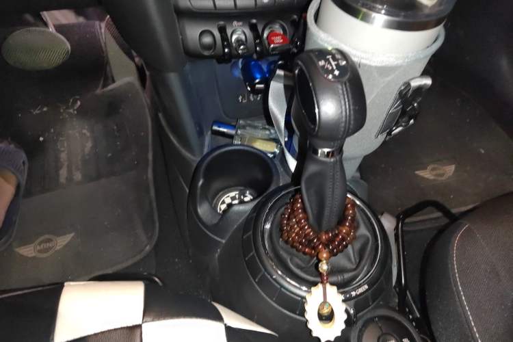 Used MINI 2014 1.5T COOPER Fun Gear Lever