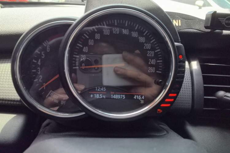 Used MINI 2014 1.5T COOPER Fun Instrument Cluster