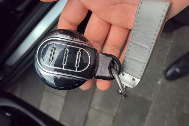 Used MINI 2014 1.5T COOPER Fun Interior 1