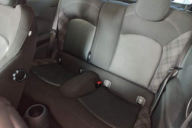 Used MINI 2014 2.0T COOPER S Fun Left Rear Seat