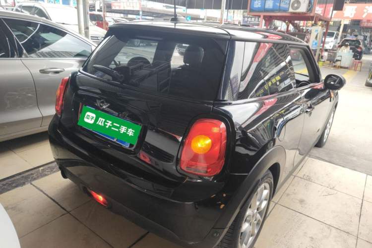 Used MINI 2014 1.5T COOPER Fun Rear Right 45 Deg