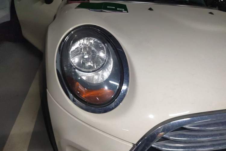 Used MINI 2014 1.5T COOPER Fun Right Front Headlight
