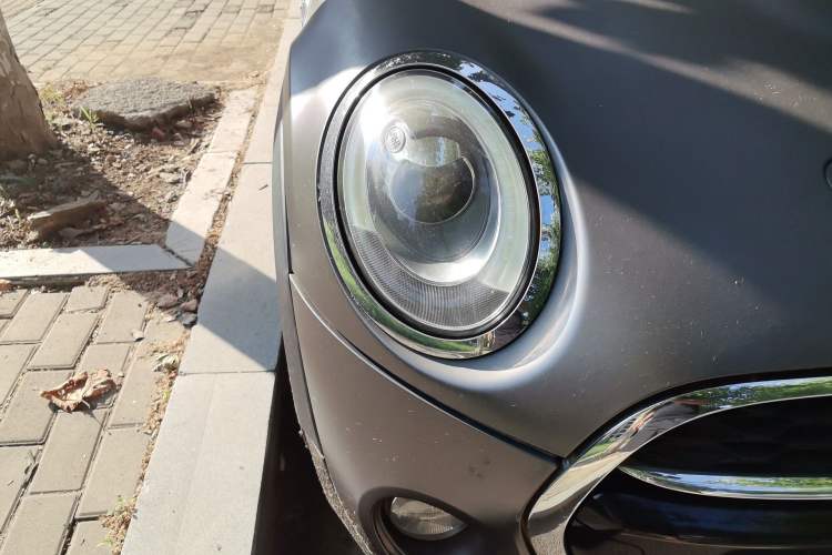 Used MINI 2014 2.0T COOPER S Excitement Right Front Headlight