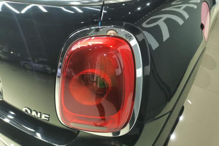 Used MINI 2014 1.2T ONE+ Right Rear Taillight