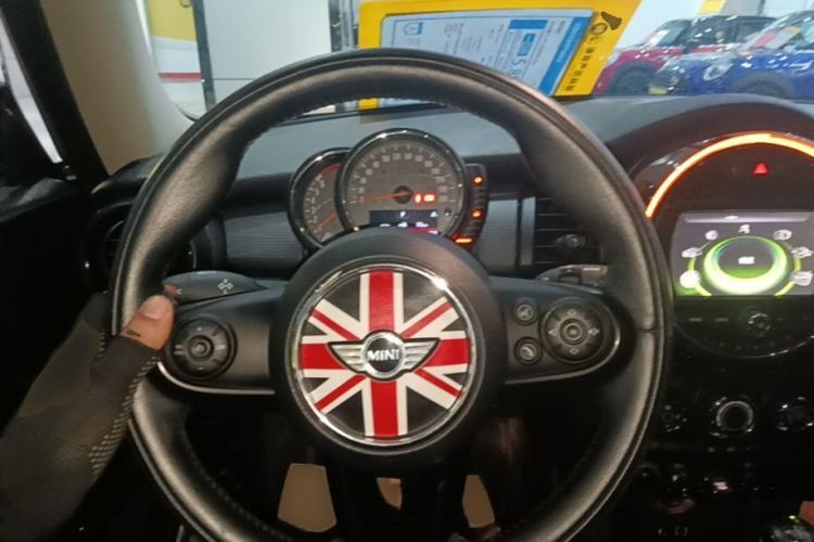 Used MINI 2014 1.5T COOPER Fun Steering Wheel
