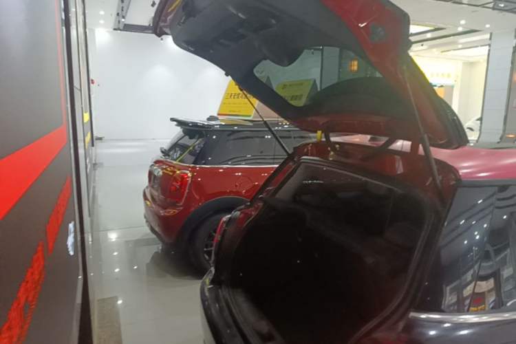 Used MINI 2014 1.5T COOPER Fun Trunk