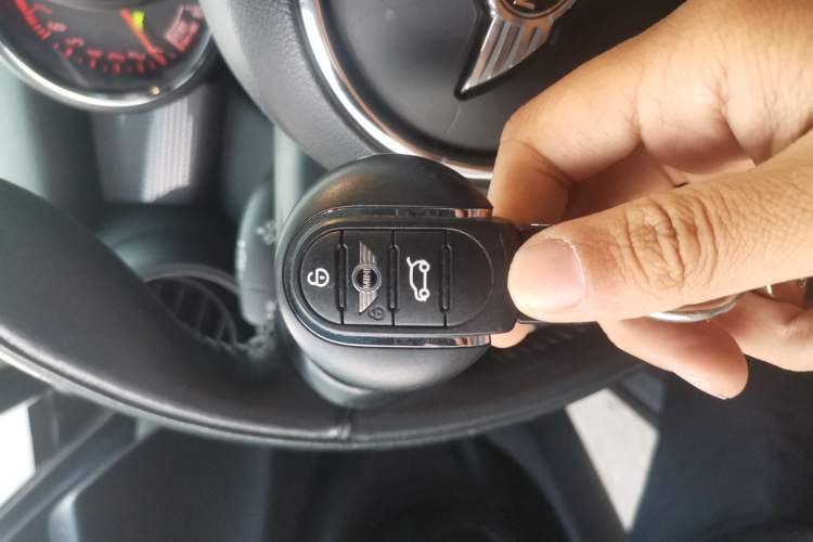 Used MINI 2014 1.5T COOPER Fun Vehicle Key